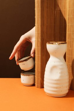 Geleneksel Japon alkollü içeceği - Sake, geleneksel Asya içecekleri konsepti