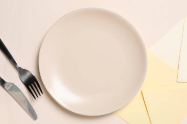 Boş tabak ile en küçük tablo ayarı, üst görünüm