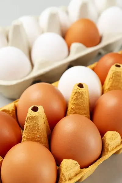 煮不同的鸡蛋的主要配料 — 图库照片