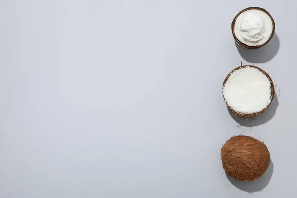 디저트 아이스크림 코코넛 곁들인 아이스크림 — 스톡 사진
