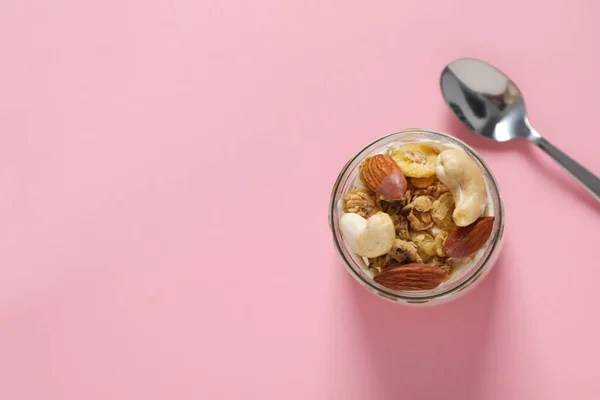 stock image Tasty and nutritious breakfast concept - muesli with yogurt