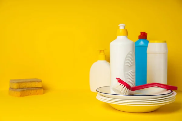 접시닦기 청소를 부속물 — 스톡 사진