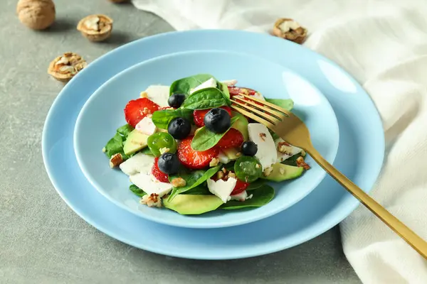 Konzept Des Schmackhaften Essens Salat Mit Erdbeere — Stockfoto