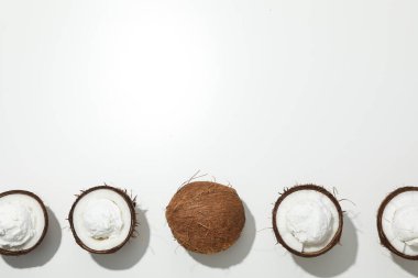 Yaz tatlısı - dondurma, hindistan cevizli dondurma