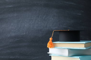 Lise ve üniversite konsepti mezuniyeti, metin için alan