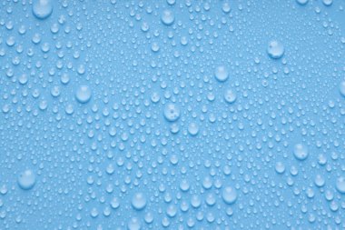 Su damlalı mavi arkaplan, kapat