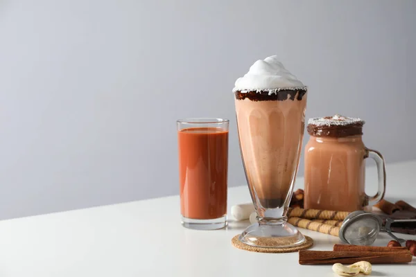Délicieux Dessert Frais Été Milk Shake Chocolat Espace Pour Texte — Photo