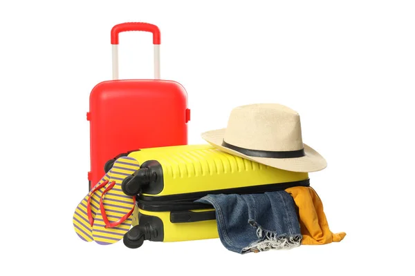 旅行や休暇 スーツケース付きの組成物 白い背景に隔離された — ストック写真