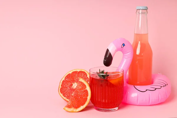 Bebidas Bebida Fresca Verano Para Refrescar Concepto Vibraciones Verano —  Fotos de Stock