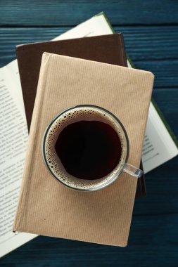 Okuma, çeşitli edebiyat - kitaplar, bilgi edinme kavramı