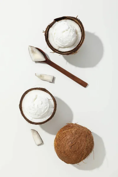 Nyári Desszert Fagylalt Fagylalt Kókuszdióval — Stock Fotó