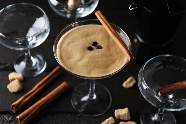 Espresso Martini Cocktail Läcker Alkoholhaltig Dryck Dessertcocktail — Stockfoto