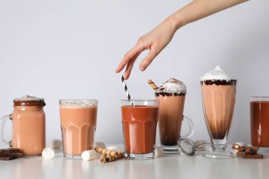 Lezzetli taze yaz tatlısı - lezzetli çikolatalı milkshake