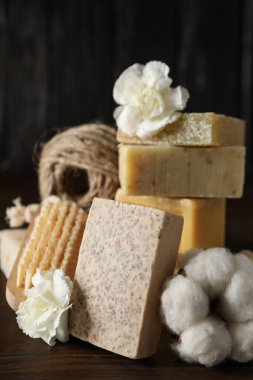 Banyo ve cilt bakım aksesuarları kavramı - sabun