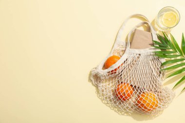 Yaz zamanı görüntü, tatil ve yaz günlerinde dinlenme.