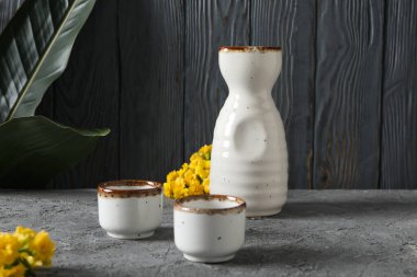 Geleneksel Japon alkollü içeceği - Sake, geleneksel Asya içecekleri konsepti