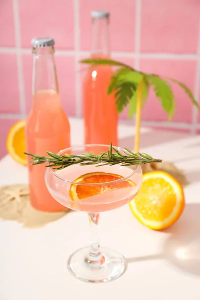 Bebidas Bebida Fresca Verano Para Refrescar Concepto Vibraciones Verano — Foto de Stock