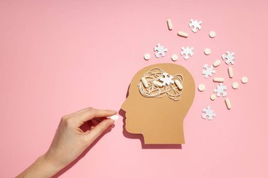 Bunama ve Parkinson hastalığı, ADHD, kafa hastalıkları teması.