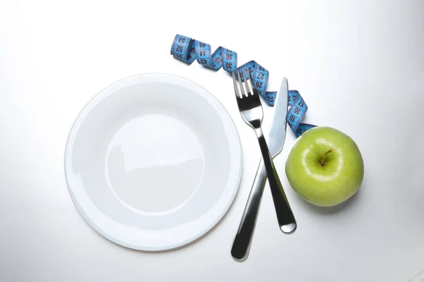 Konzept Der Gewichtsreduktion Und Gesunden Ernährung Mit Apfel Und Maßband — Stockfoto