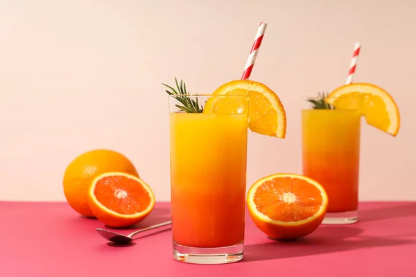 Оранжевый Коктейль Концепция Свежего Вкусного Летнего Цитрусового Коктейля — стоковое фото