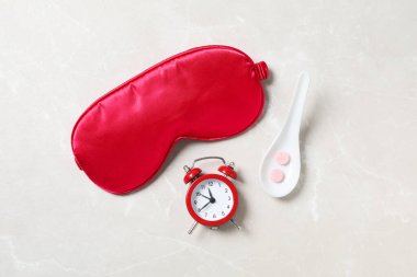 Uykusuzluk ve uyku problemleri uyku maskesi ile