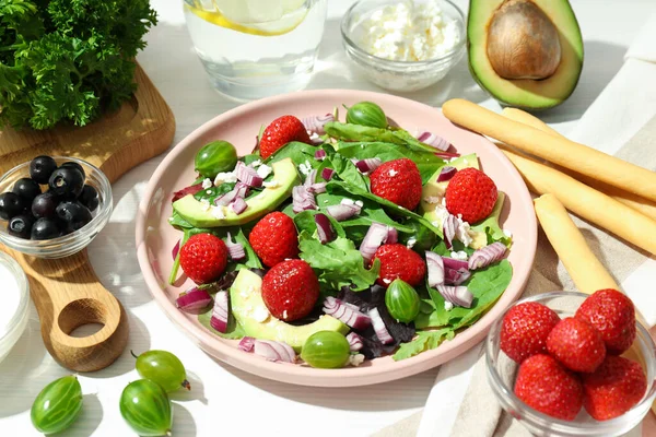 Concept Tasty Food Salad Strawberry — Zdjęcie stockowe