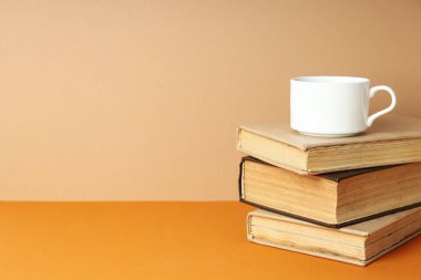 Okuma, çeşitli edebiyat konsepti - kitaplar, metin için alan