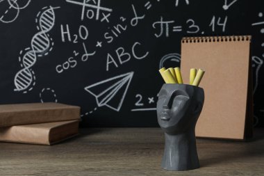 Okul ve tahtalı eğitim kavramı