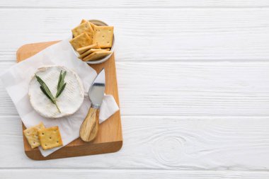 Lezzetli Fransız yemeği kavramı - Camembert peyniri