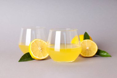 Taze yaz içeceği kavramı - Limonçello kokteyli