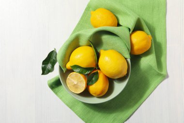 Turunçgil meyvesi kavramı - limon, üst manzara