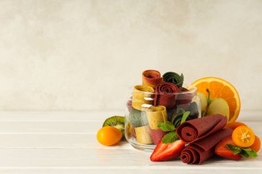 Lezzetli ve tatlı yiyecek kavramı - Pastille