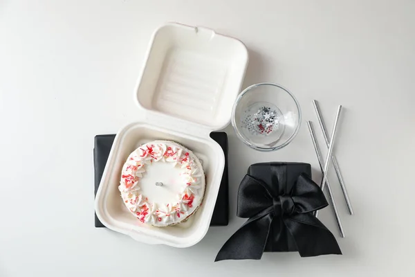 Konzept Der Gratulation Und Feier Mit Bento Kuchen Box — Stockfoto