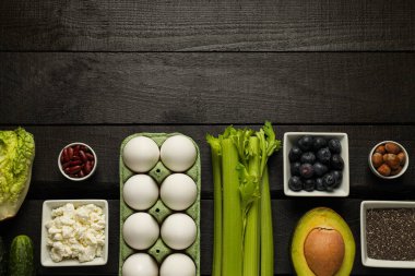 Farklı ürünler, market konsepti, yemek malzemeleri.