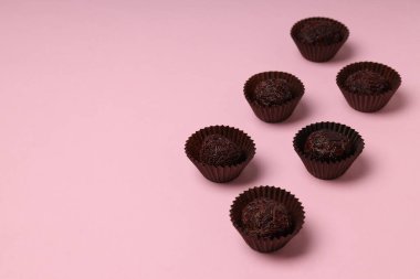 Geleneksel Brezilya tatlısı- Brigadeiro, Brezilya çikolatası