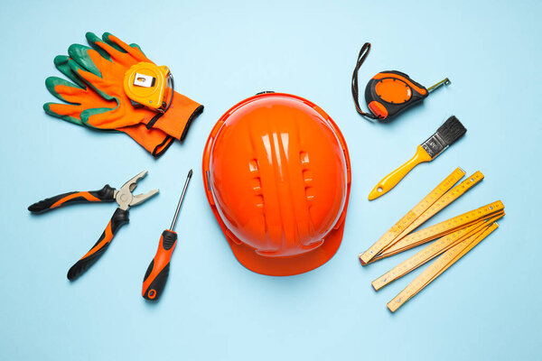 Концепция различных рабочих принадлежностей, инженерных материалов и инструментов