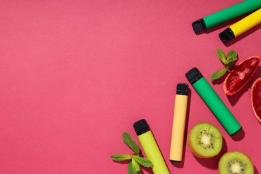 Sigara içme araçları - elektronik sigara, modern sigara konsepti