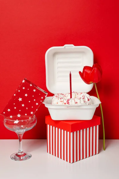 Konzept Der Gratulation Und Feier Mit Bento Kuchen Box — Stockfoto