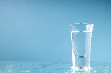 Sert alkollü içecek kavramı - votka içeceği