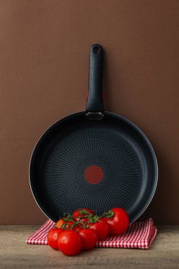 Mutfak malzemeleri ve mutfak tabağı kavramı