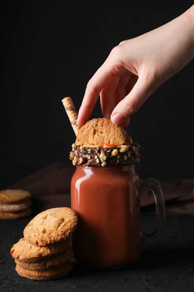 Концепция Вкусного Сладкого Напитка Шоколадный Коктейль — стоковое фото