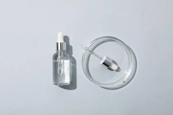 透明质酸护理面部和皮肤的概念 — 图库照片