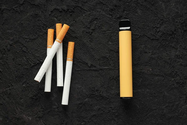 Dispositivos Fumar Cigarrillo Electrónico Concepto Tabaquismo Moderno — Foto de Stock