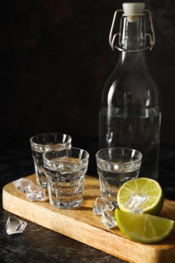 Sert alkollü içecek kavramı - votka içeceği