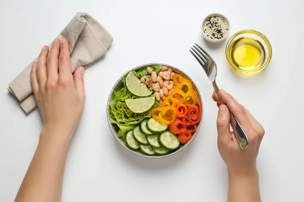 Öğle Yemeği Kavramı Yiyecekli Kağıt Kase — Stok fotoğraf
