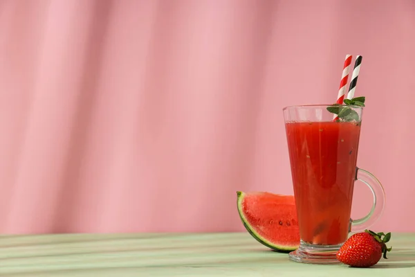 Conceito Bebida Verão Fresca Saborosa Smoothie Melancia — Fotografia de Stock