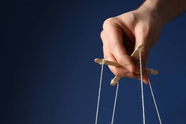 Kontrol ve diktatörlük kavramı, yönetim kavramı
