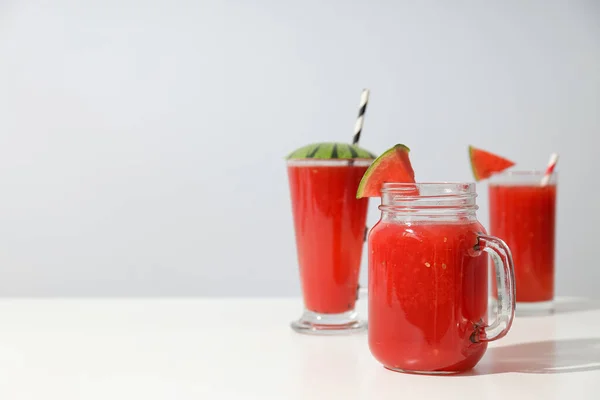 Konsep Dari Minuman Musim Panas Yang Segar Dan Lezat Semangka — Stok Foto
