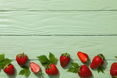 Tatlı ve taze yaz meyvesi - lezzetli çilek