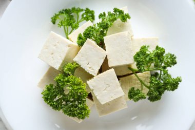 Asya mutfağının geleneksel bileşeni, soya peyniri, soya peyniri.